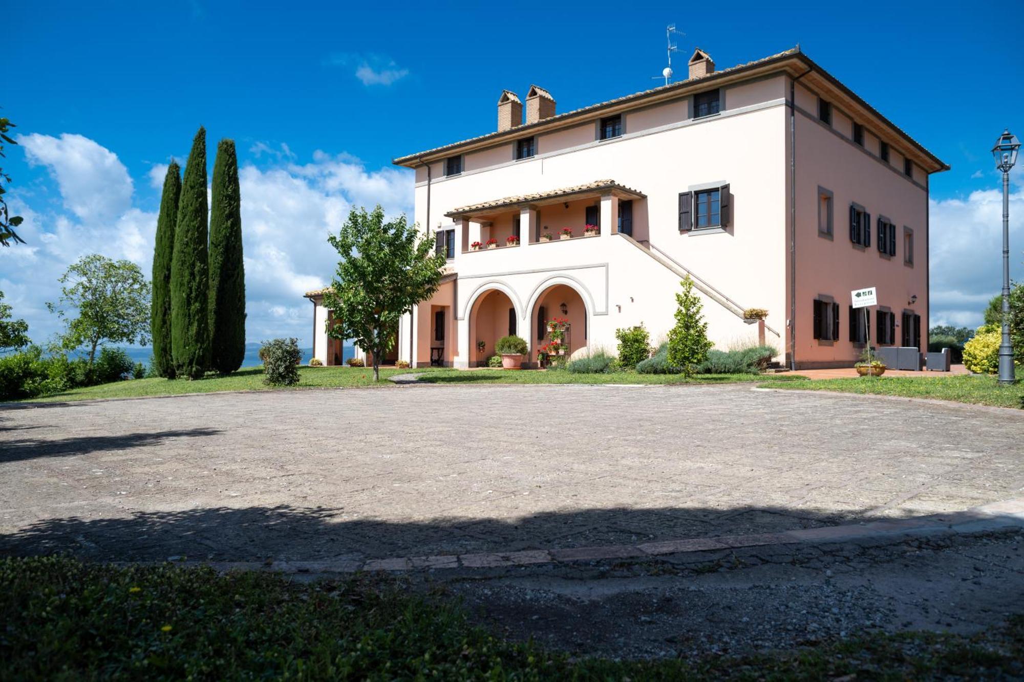 Agri Relais Il Poderaccio Di Bolsena Exterior photo